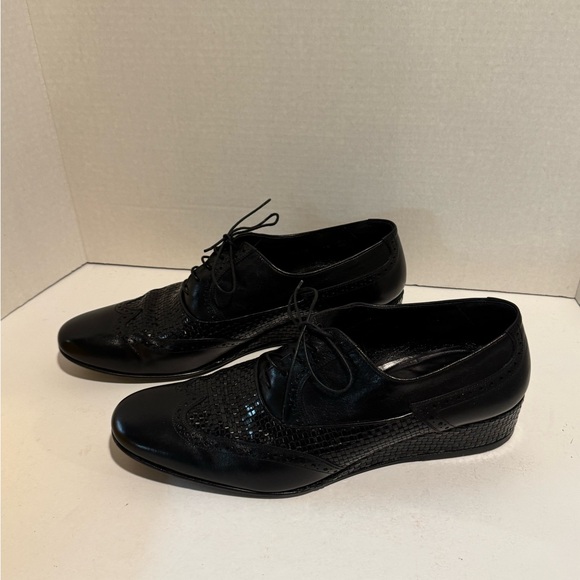 Fendi Black Oxford Shoes for Men